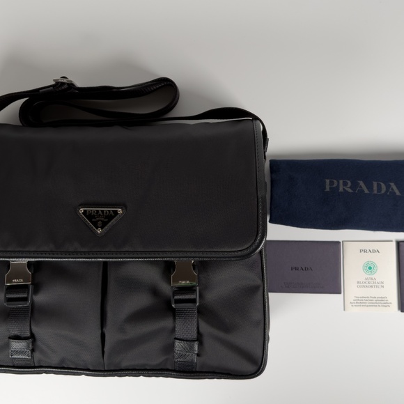 Brand new Prada Re-Nylon and Saffiano leather shoulder bag in black. - Picture 5 of 6